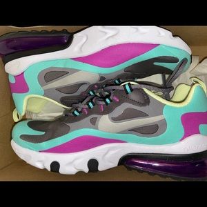 BRAND NEW : Nike Air Max 270 React